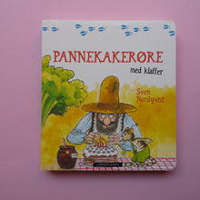 Last inn bildet i Galleri-visningsprogrammet, Pannekakerøre - med klaffer. Gubben og katten
